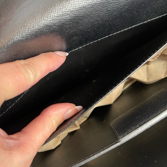 Louis Vuitton Taiga Robusto Black Briefcase Laptop Bag - Picture 12 of 16